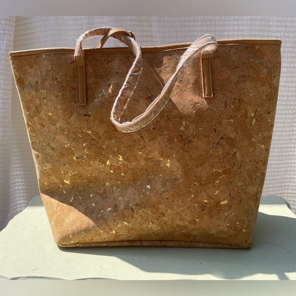 NWOT Sondra Roberts Squared cork tote